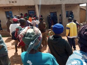 Nyanza: Umwarimu yacunze abantu bahugiye mu byabo aza gucyura umugore we birangira amwishe nawe ahita yinaganika