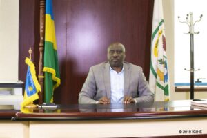 Uwari Guverineri w’ Uburasirazuba Gasana Emmanuel nyuma y’ uko akuwe kuri uwo mwanya yahise atabwa muri yombi