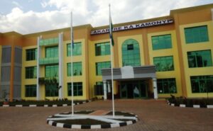 Umusore w’i Kamonyi yagiye kwereka Polisi aho yiciye umukecuru agiye guca muri humye ,ahita abura ubuzima