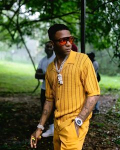 Umuhanzi w’icyamamare uzwi nka Wizkid yahagaritse umuziki.