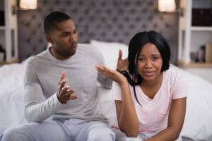 Niyo wamuha agatunda ntabwo yabicikaho! Dore ingeso abakobwa batabasha guhindura ku bo bakunda