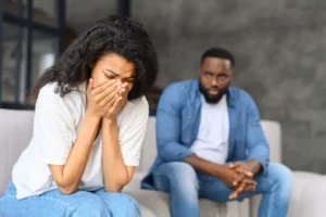 Byatuma mutandukana: Dore amagambo ugomba kwirinda kubwira umusore mu kundana