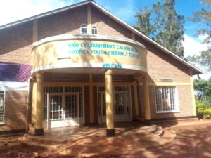 Kayonza: Abagana ikigo cy’urubyiruko cya Kayonza bahamya ko bungukiramo byinshi birimo no kwirinda ibiyobyabwenge.