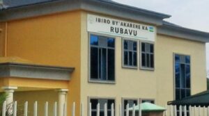 Ibisonanuro abaturage b’ i Rubavu batanze nyuma yo kwicisha amabuye umugore