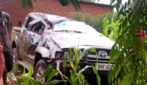 Bugesera: Padiri wari ugiye gusoma Misa yagonze abantu batatu ,babiri muri bo bahita bahasiga ubuzima