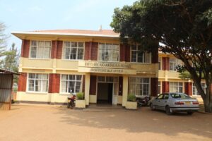 Umugabo w’ i Rusizi witwa Nyabyenda yacukuye umusarani ageze aho rukomeye ubuzima bwe buhita buhagarara