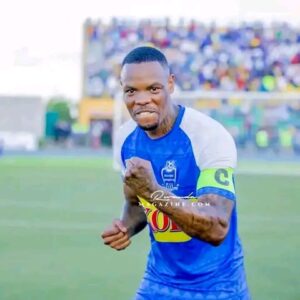 Kapiteni wa Rayon Sports yatangaje amagambo akomeye kuri barutahizamu bashya ikipe yaguze
