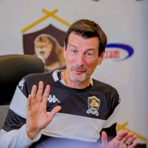 Umutoza wa APR FC Thierry Froger yatangaje inkuru mbi kuri rutahizamu we umutsindira ibitego