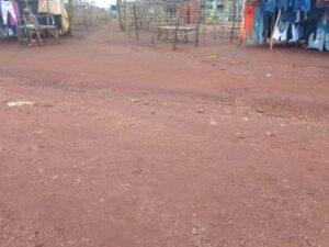 Kirehe: Abaturage barasaba kubakirwa isoko bakareka kunyagirwa