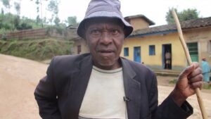 Nyaruguru:Barataka igihombo batewe n’ imbuto mbi  bahawe