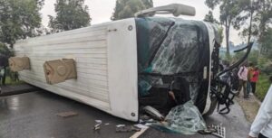 Kamonyi: Imodoka ya RITICO ikoze impanuka ,abantu 25 barakomereka
