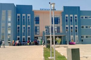 Kinyinya: Ibyagaragaye ahabonetse umurambo w’ umusore byatumye hari igikekwa