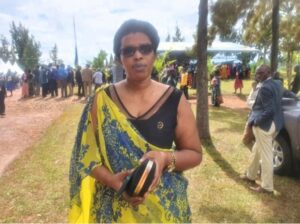 Mukarugira watawe mu musarani ubu ni rwiyemezamirimo