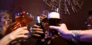 Niba ukunda ubuzima bwawe , dore igihe ugomba kurekera kunywa inzoga