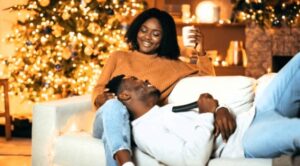 Dore ibibazo umusore wese ashobora kubaza umukobwa bigatuma ahita yifuza ko barya agatunda