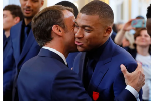 Perezida w’u Bufaransa yongeye kwitambika Kylian Mbappé mu mayira amwerekeza i Madrid