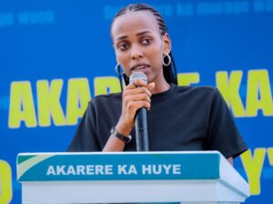 Huye: Hatewe inkunga urubyiruko 130, abandi bizezwa imirimo
