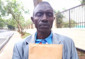 Umugabo wagiye gutanga Kandidatire ye ku mwanya w’ Umudepite  yabuze tike imusubiza i  Kamonyi