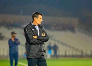 Nyuma y’Ibirori APR FC yahise isezerera umutoza