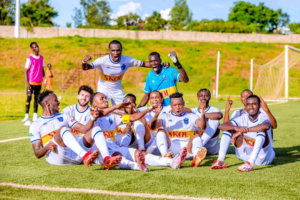 Umukinnyi w’Umunyarwanda wabicaga bigacika muri Rayon Sports agiye gutangwaho arenga miliyoni 20 asinyire APR FC