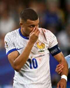 Amakuru mashya ku mpanuka Kylian Mbappé yagiriye mu kibuga, igiye gutuma agaragara mu ishusho nshya