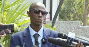 Barafinda yavuze ko naba umukuru w’ i gihugu cy’ u Rwanda azahereza abashomeri bose amafaranga ayakuye ahantu benshi bagize urujijo