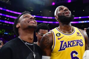 Mwene samusuri, avukana isunzu! LeBron James agiye gusigira umuhungu we itabaza muri NBA bakinana mu ikipe imwe [AMATEKA]