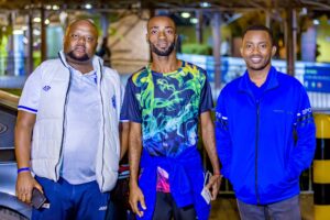 “Si njye uzabona ntangiye gukina”! Rayon Sports yakiriye Rutahizamu wiyumvamo akayihayiho ko gushimisha abafana