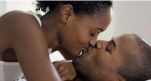 Ibizakwereka ko umukobwa yagize ubushake bwinshi bwo gukora imibona1no
