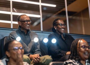 Perezida Kagame na Madamu Jeannette Kagame babaye abagabo bo guhamya intsinzi idasubirwaho y’u Rwanda imbere ya Argentine [AMAFOTO]