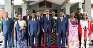 Akantu ku kandi uko byagenze kugira ngo abari bagize Guverinoma y’u Rwanda  bahinduke