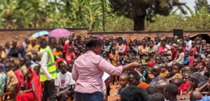 Gisagara: Urubyiruko rurirata ibyo rwigiye muri ‘Gahunda y’ Intore mu biruhuko’