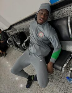 Nta biribwa, nta kuryama, ni ugutotezwa! Nigeria igiye gusubika umukino wa Libye nyuma yo kugaragurizwa agati ku kibuga cy’indege amasaha arenga 12 i Tripoli