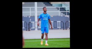 Ese koko Byiringiro Lague byari bikwiye ko yihenura kuri Rayon Sports kandi ariyo yamumuritse?