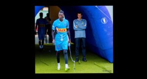Khadine N’ diaye watakarijwe ikizere n’ abafana ba Rayon, yasabye imbabazi ku byo yakoze.
