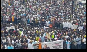 Bukavu bihindutse amarira gusa😭 igisasu cyaturikiye mu nama yari irimo n’ abayobozi