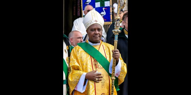 Amahirwe y’ umuntu aza rimwe gusa kandi iyo aje nta muntu uyasubiza inyuma! Umunyarwanda Cardinal Kambanda ari muzatorerwa kuba Papa.