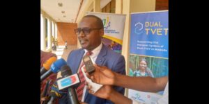 Kwihutisha iterambere binyuze mu Burezi! Ibigo 30 by’Ikoranabuhanga bigiye kubakwa mu Rwanda