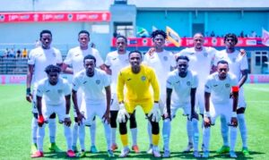 APR FC inzozi zayo zirangiriye muri 1/2 ,abakunzi bayo bari mumarira