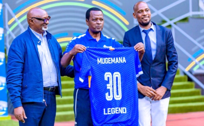 Umuganga wa Rayon Sports umaze imyaka 30 ayivura ntabwo yajyanye n’ ikipe .