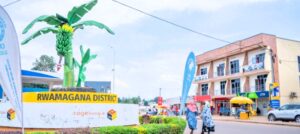 Rwamagana! Umusore yashatse kubenga umukobwa wabo bahita bamuha igihano cyo kugendana igitsina mu kiganza abasore benshi bahise bakuramo isomo  