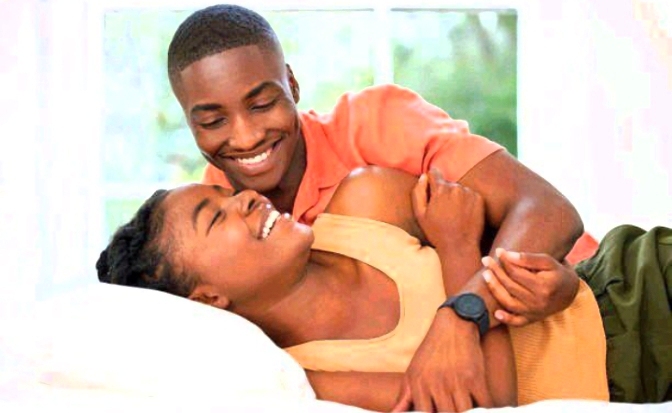 Ngizi impamvu zituma umugore atera umugongo  umugabo  we mu buriri mu gihe we yifuza urugwiro , gusa haricyo uba ukwiriye guhita ukora bwangu