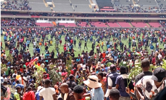 Ikiriyo cya Odinga cyahindutse imyigaragambyo n’ amarira batatu bamaze gupfa