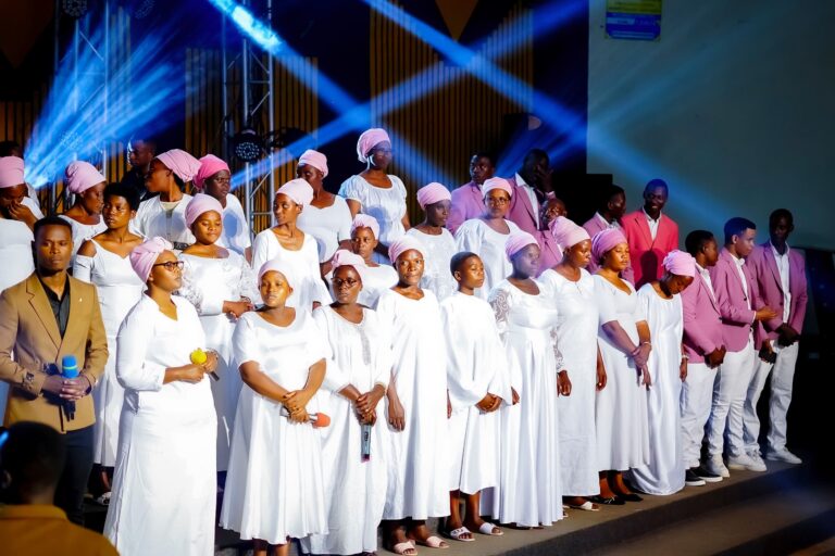 Salem Choir yasohoye indirimbo “Iraduhetse” ishimangira ukwizera mu bihe bikomeye_(VIDEO)
