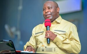 Perezida w’ u Burundi Ndayishimiye yagiye gutera ingabo mu bitugu mugenzi wa Tanzania Samia Suluhu