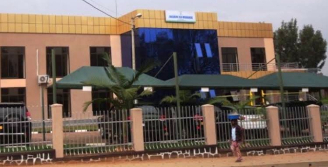 Muhanga:Uko byagenze kugira ngo itsinda ryiyise Longotani rya bagizi ba nabi ritere  abaturage ku manywa y’ ihangu