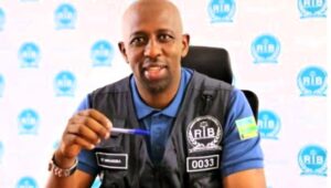 Umwana uri munsi y’ imyaka 18 yahawe amafaranga yo kugura umwenda w’ ishuri aho kuwugura ayishyura lodge birangira bayimusambanyirijemo