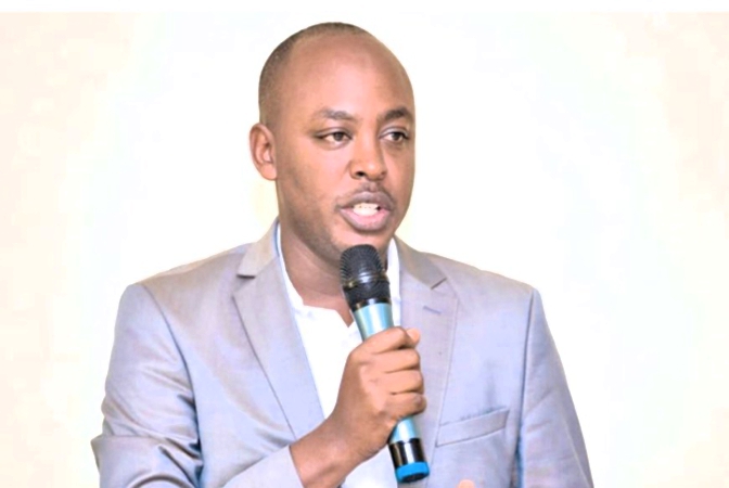 Ubu ngubu muri Shampiyona ntabwo duhagaze habi cyane, turimo kubaka Rayon Sports izatwara igikombe cya Shampiyona_ Perezida Abdallah