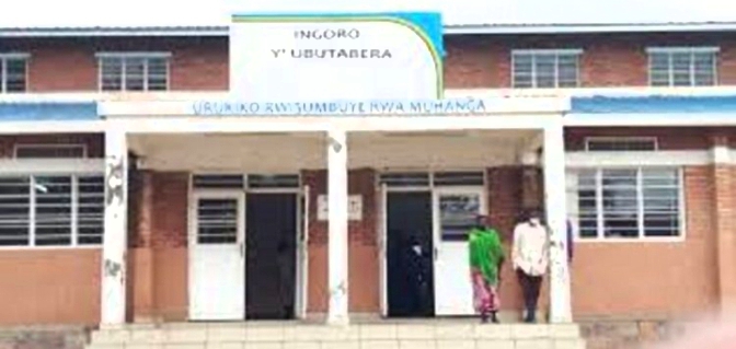 Uko umusore yishe umukecuru amuhora ko umwuzukuru we yamuriye amafaranga 1200 mu rusimbi