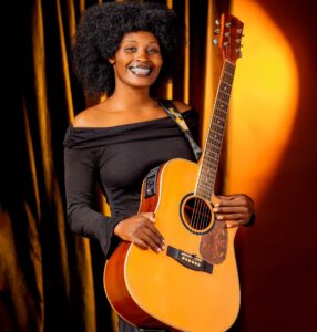 “Nimekuona”_Indirimbo ya Gisa Claudine ishingiye ku buhamya bwihariye bw’urugendo rwe n’Imana_Video